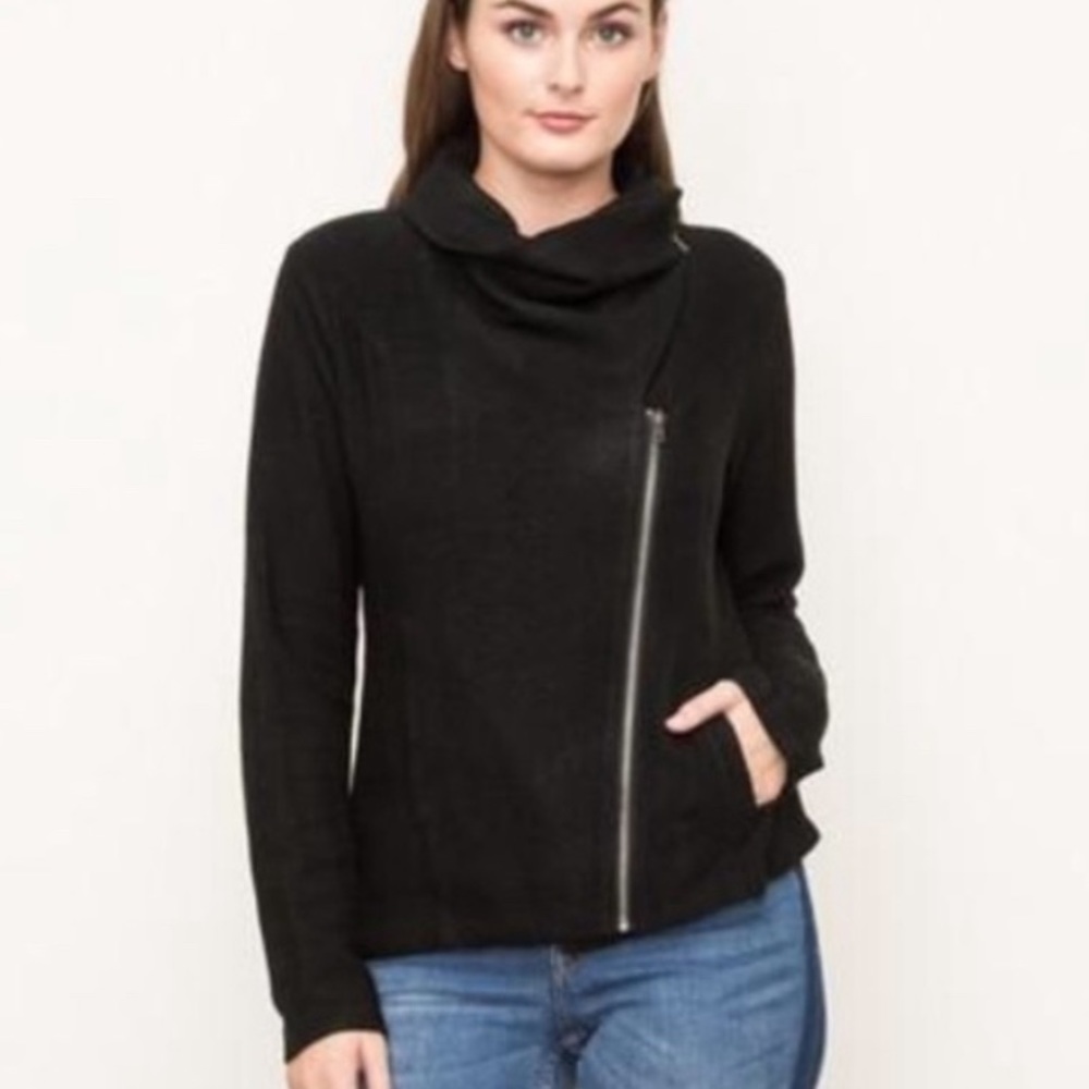 Black jacket - Picture 2 of 6